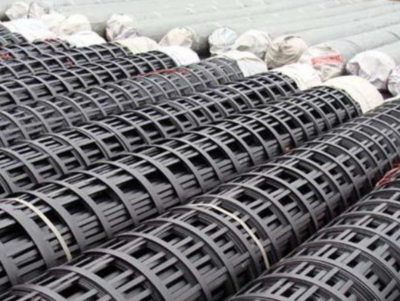 國(guó)標(biāo)與非標(biāo)的鋼塑土工格柵有什么區(qū)別嗎?