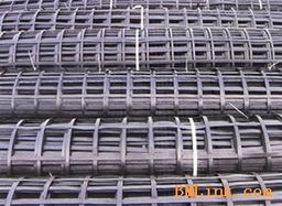 鋼塑土工格柵 定義、特性與廣泛應(yīng)用